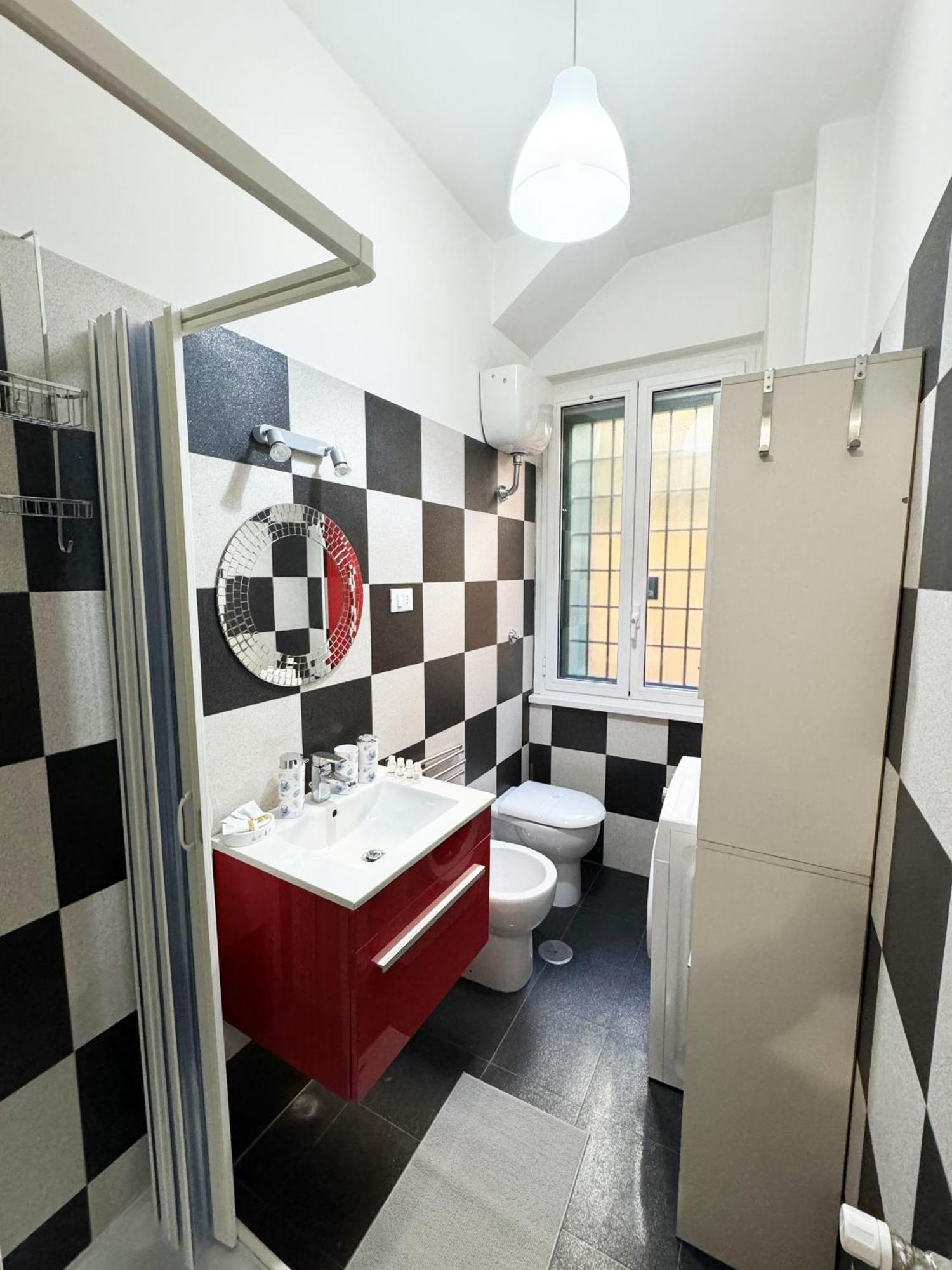 Metro B - Crimson Chic Eleganza Romana Apartment Rom